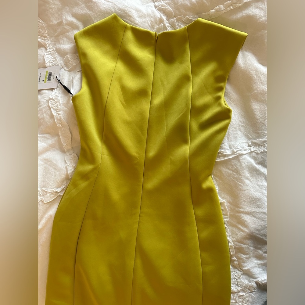 Elegent Calvin Klein Dress - Picture 3 of 4